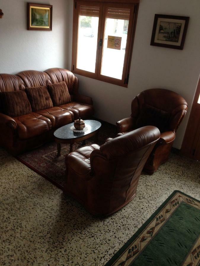 Picaraña Pension Glorioso Hostel מראה חיצוני תמונה